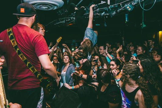 GLAMOUR KILLS TOUR 2015
